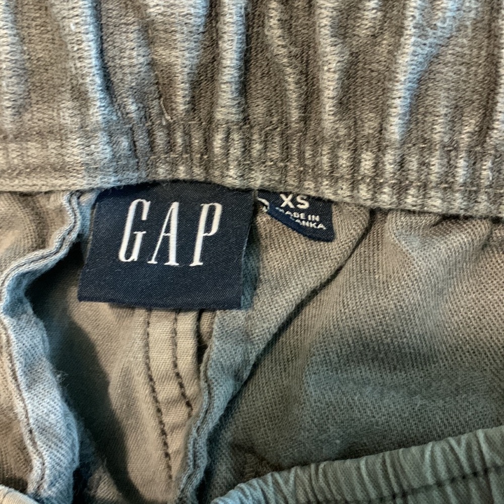 GAP 7" Easy Shorts With E-Waist - Picture 4 of 7
